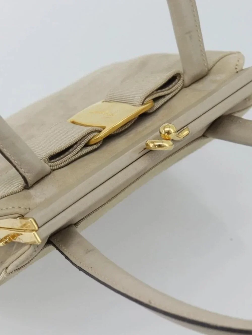 Salvatore Ferragamo Vala Hand Bag Suede Beige Gold Auth ka4791